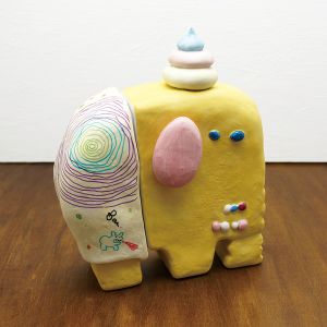 坂知夏「メープルシロップ入れ “ぞう・パンツ”」
