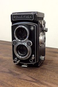 「ROLLEIFLEX　二眼レフカメラ」