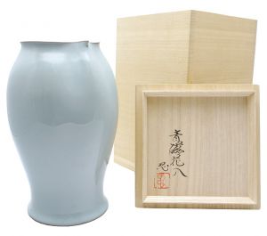 川瀬忍「青磁花入」