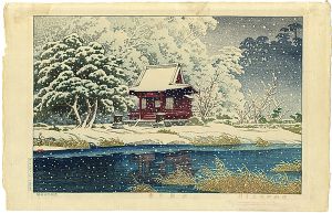 Snow at Inokashira Benten Shrine Precinct