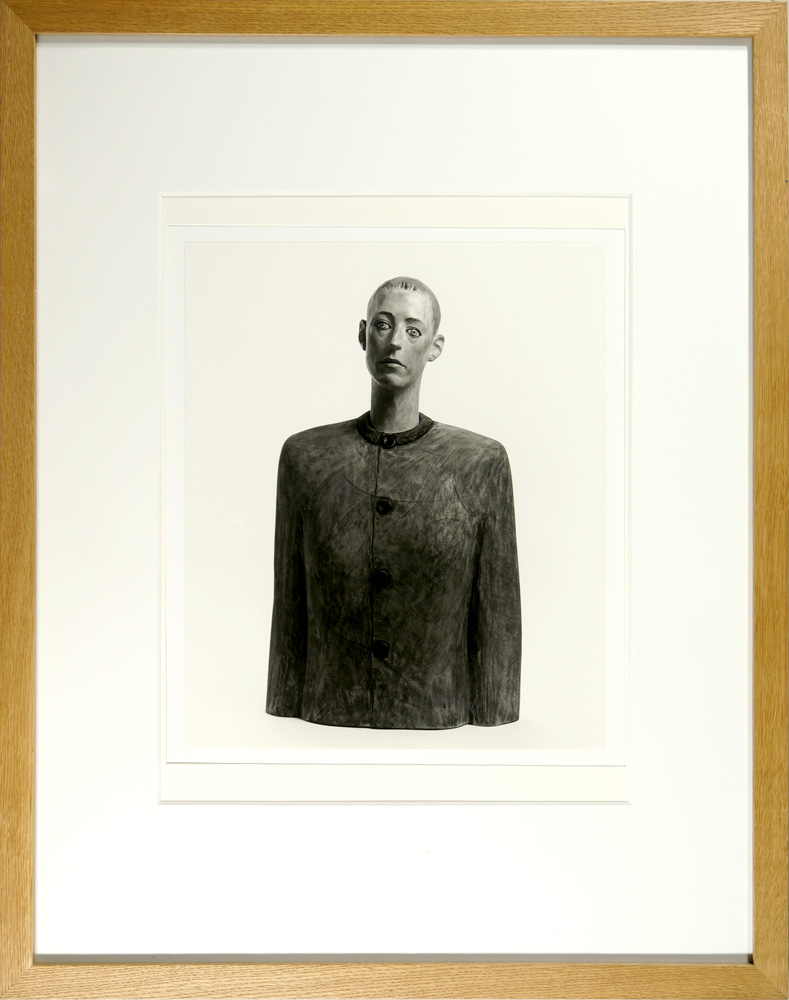 Ochiai Takahito “Funakoshi Katsura Sclupture's Photo”
