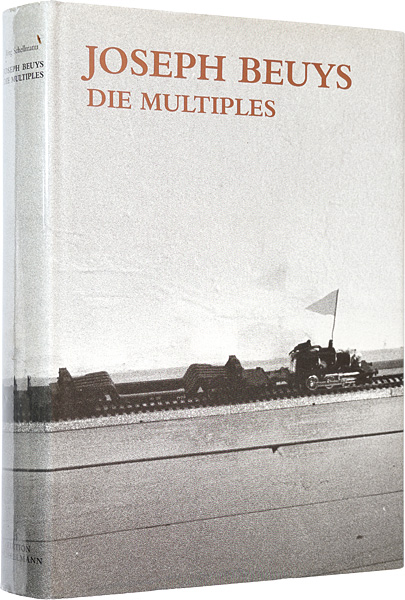 “JOSEPH BEUYS DIE MULTIPLES” イヨルグ・シェルマン編
