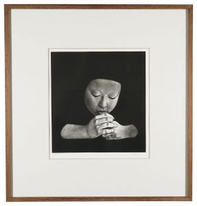 <strong>Saito Kaoru</strong><br>Looking Down